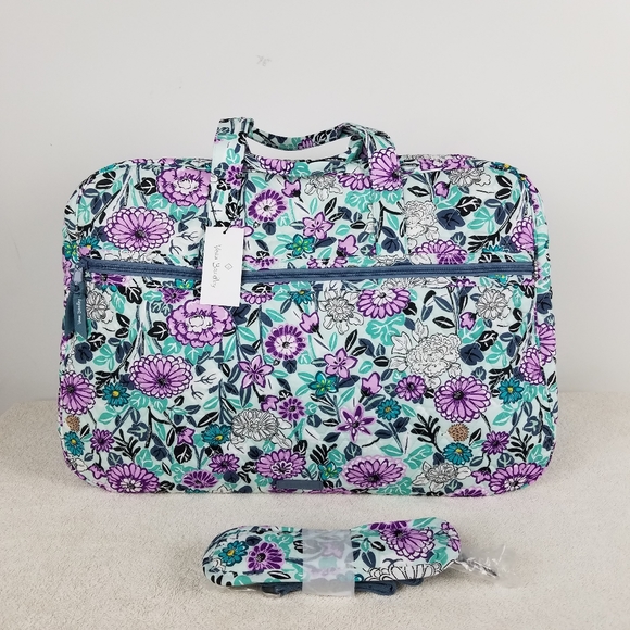 vera bradley grand traveler